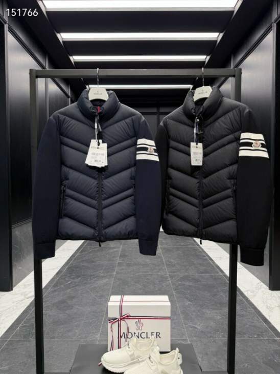 Picture of Moncler Down Jackets _SKUMonclersz1-526yr36836916